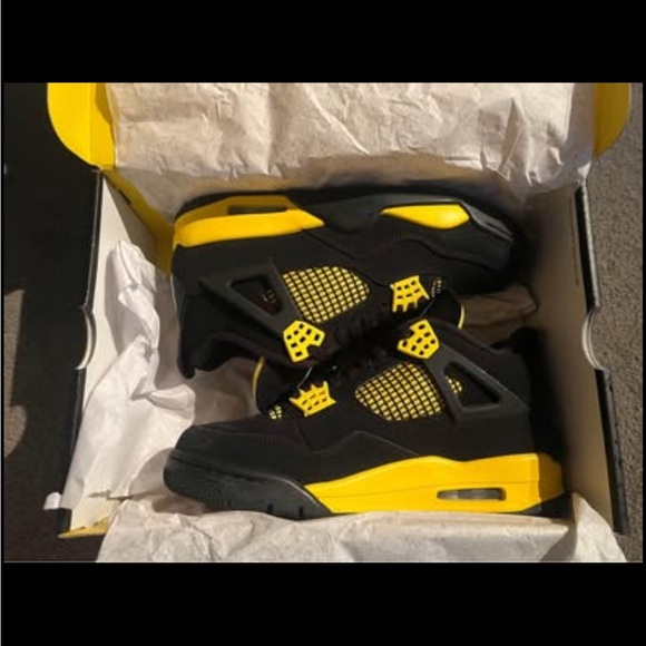 Jordan Thunder 4s